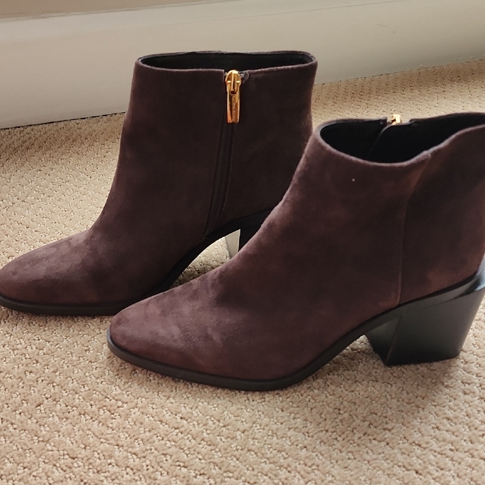 Elegant Brown Ankle Boots